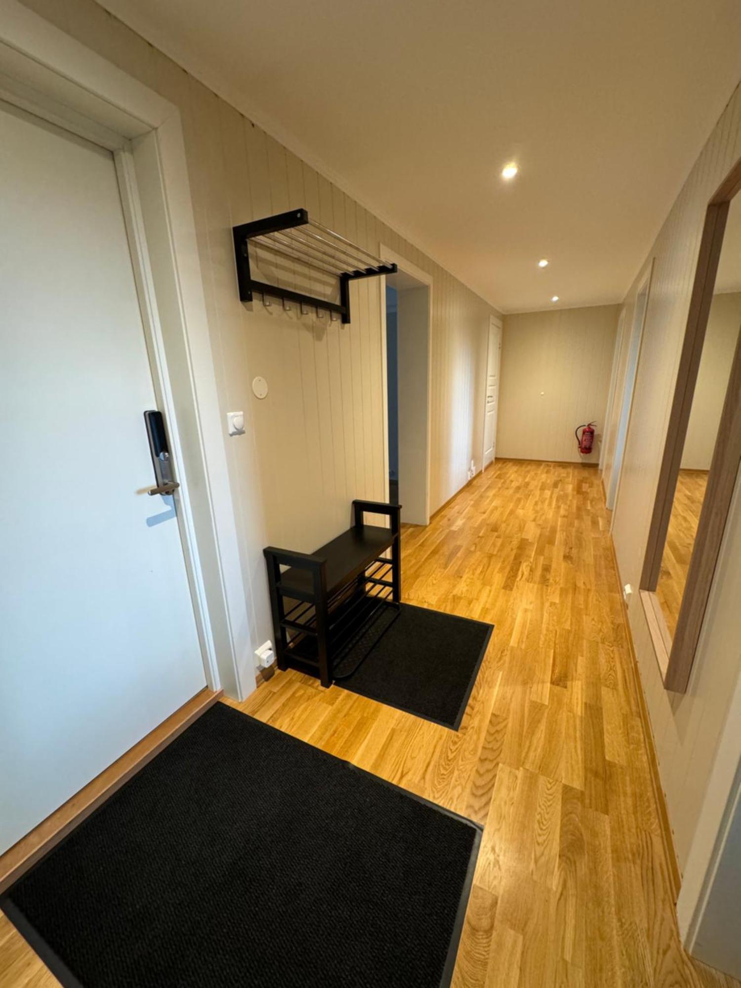 Charming 3-Bedroom Apartment In The Heart Of Kristiansund Eksteriør billede