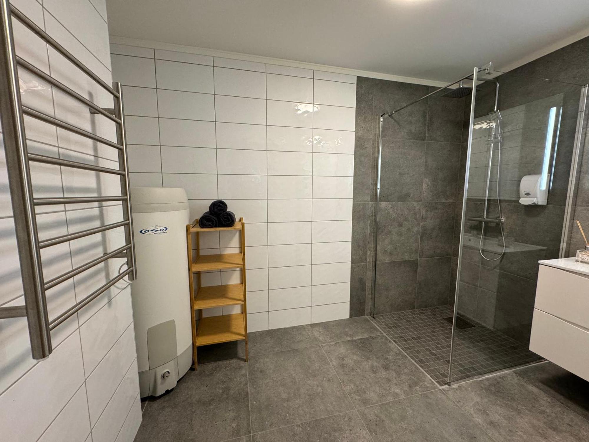 Charming 3-Bedroom Apartment In The Heart Of Kristiansund Eksteriør billede